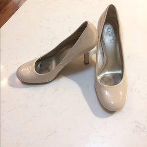 Mootsies Tootsies Classic Dress Pump